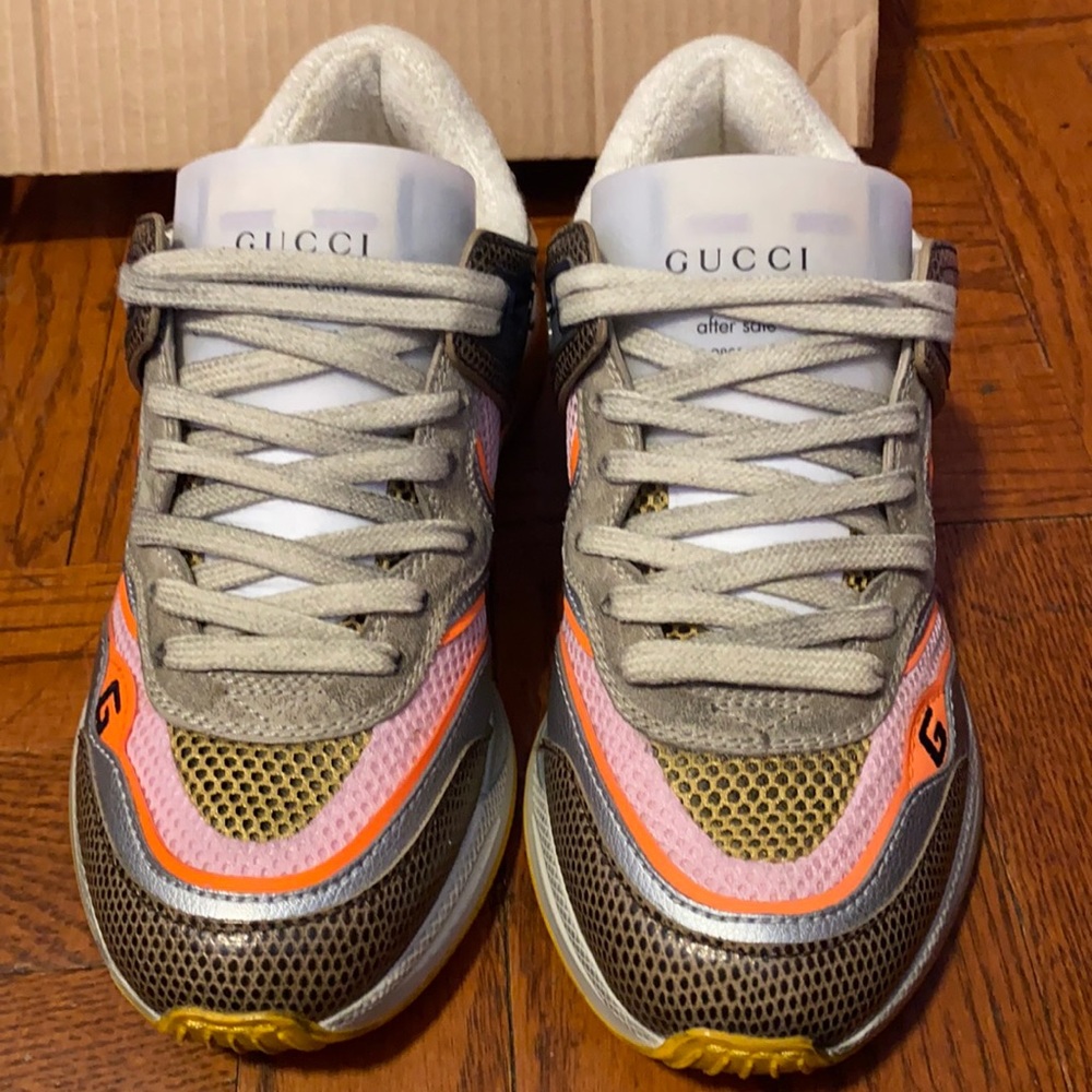 Gucci Ultraspace Sneakers